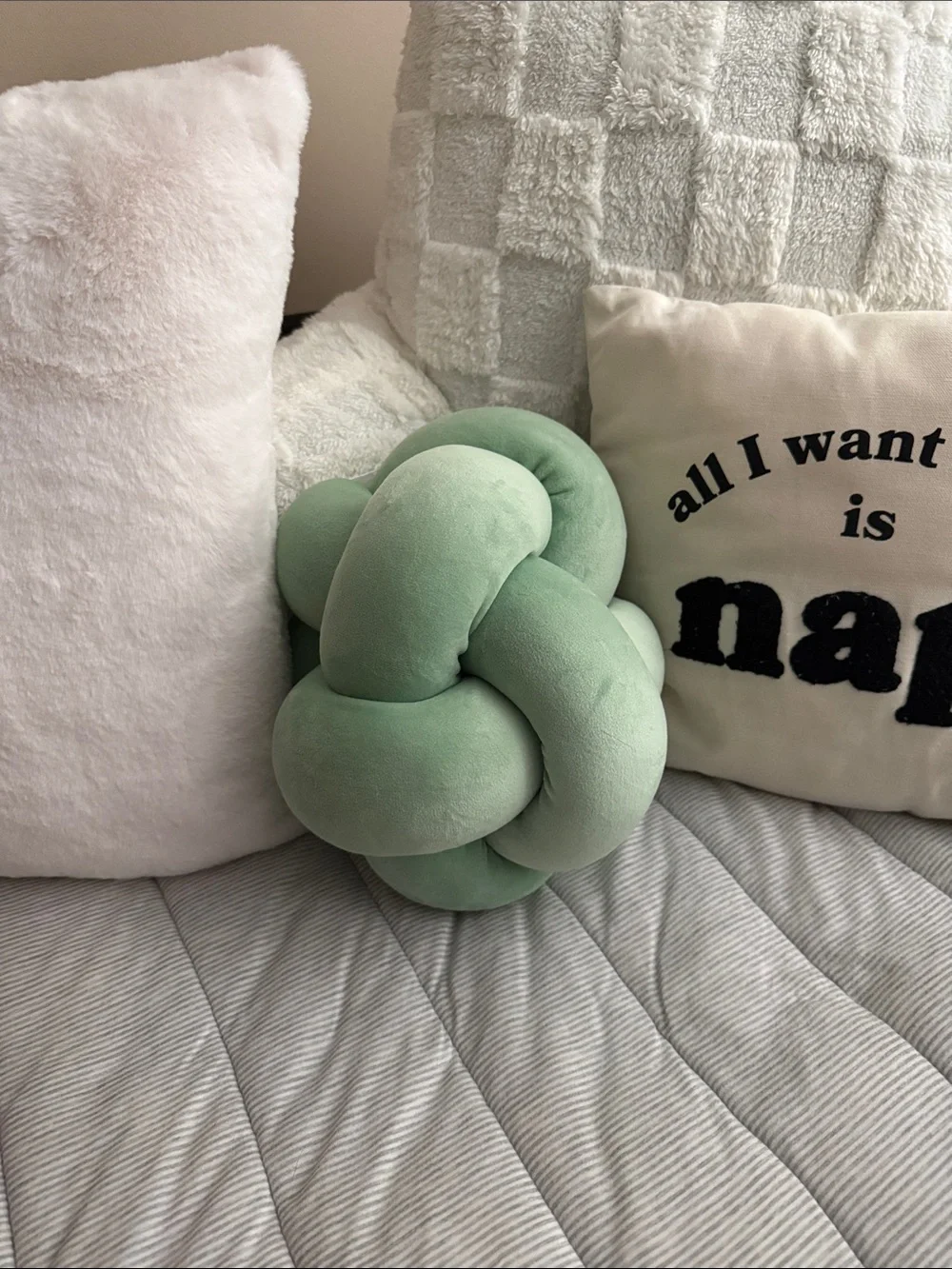 Soft Knot Throw Pillow - Sage Green